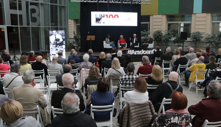 Lleida viatja a l'univers Joan Oró amb un acte que recorda la seva vida i reinterpreta de manera artística la seva obra