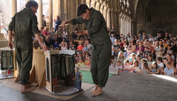 La tradició i la innovació del món titellaire conviuen durant tres dies a Lleida