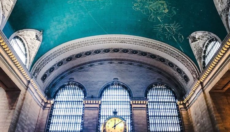 Rehabilitación, conservación y restauración de relojes y campanas en edificios públicos