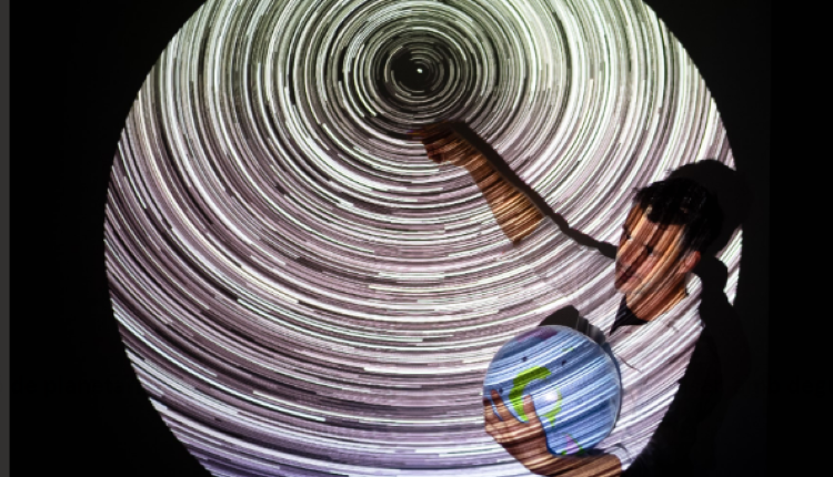 NIT DEL COSMOS AL CASTELL DEL REMEI 