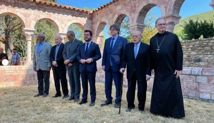 Puigdemont participa amb Aragonès, Torra, Montilla i Pujol en l’homenatge a Pau Casals a la Catalunya Nord