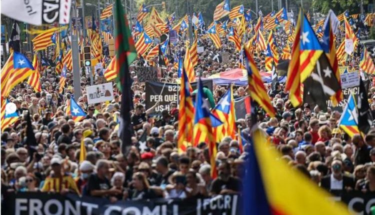 L'independentisme afronta la Diada amb l'amnistia i les negociacions per a la investidura com a teló de fons