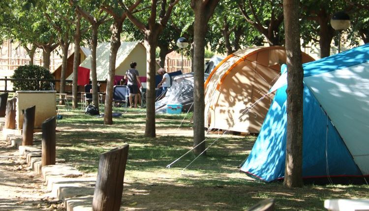 Les altes temperatures afavoreixen l'activitat del turisme actiu i els càmpings